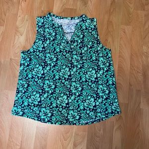 Liz Claiborne v-neck top - women’s size XL